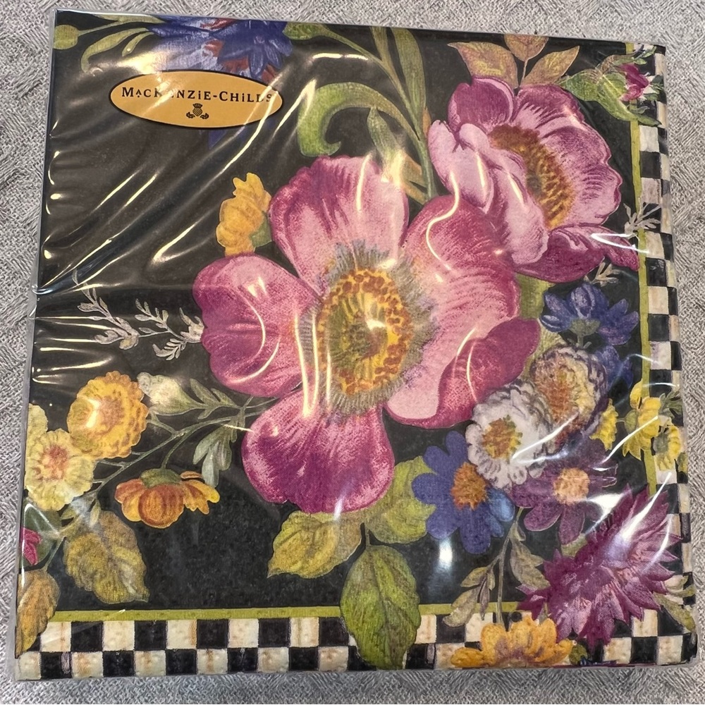 MacKenzie-Childs NWT gorgeous 20ct Black Flower Market Cocktail Paper Napkins
